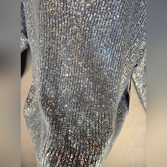 1.State Womens Sweater Sz M Blue-Metallic Silver Throughout Front Oversized - Picture 5 of 11